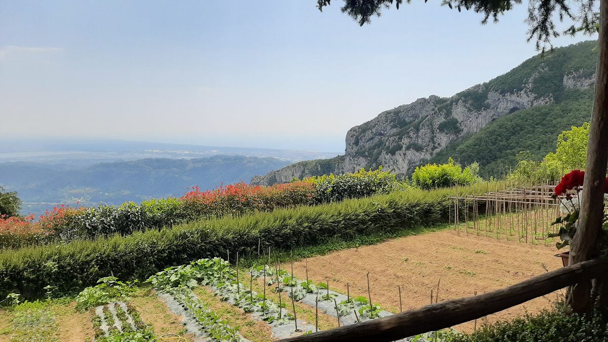Da Trescolli alla Foce di S. Rocchino per un pranzo con vista!